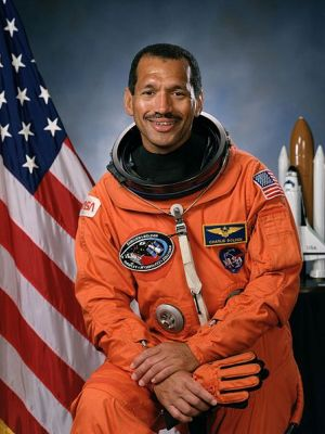 Illustration for article titled Shuttle Stars: America's Black Astronauts